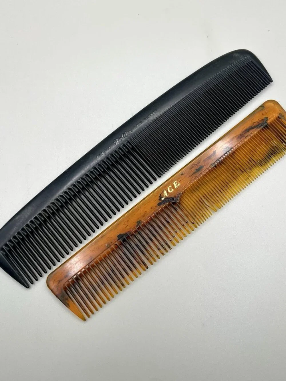 VTG ACE Faux Tortoiseshell Bolta Hard Rubber Barber Hair Comb Lot Mid Century
